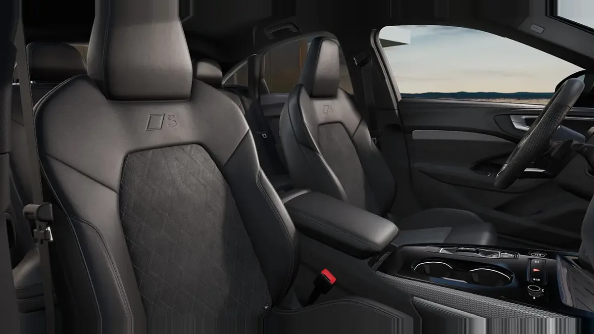 Audi A5 TDI 150kW (204CV) Black Line de renting en Valencia — Interior