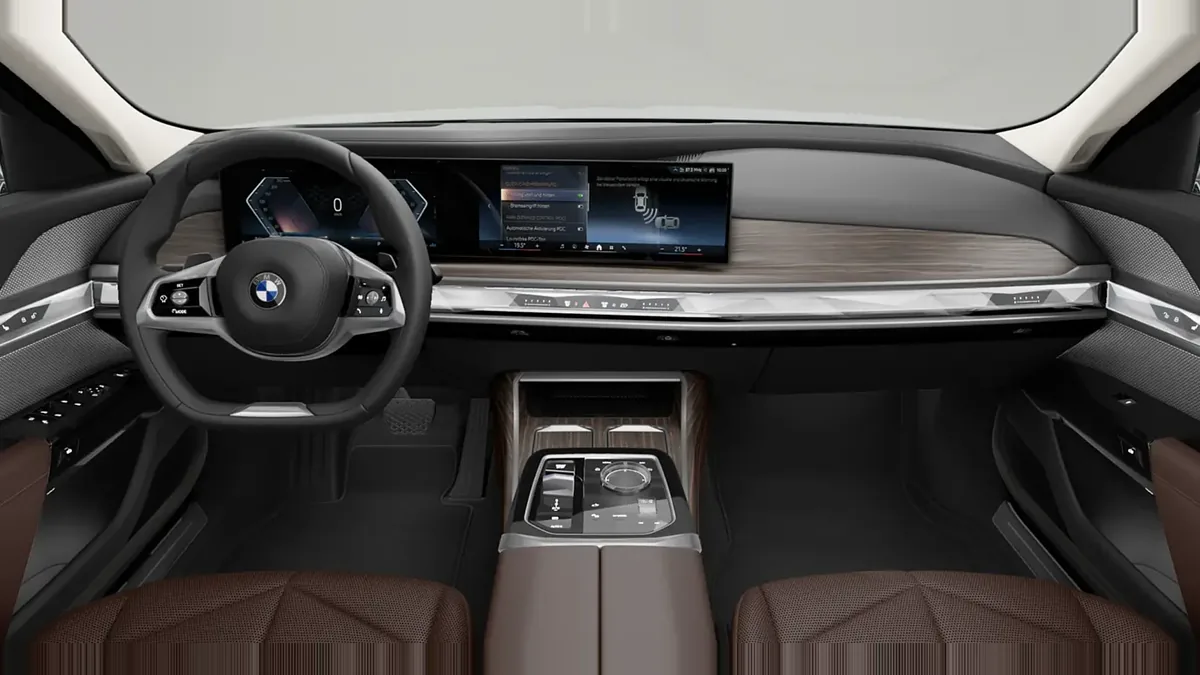 BMW Serie 7 740d xDrive de renting en Valencia — Delantera