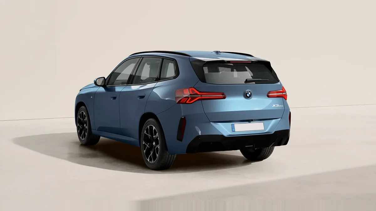BMW X3 20d xDrive de renting en Valencia — Trasera