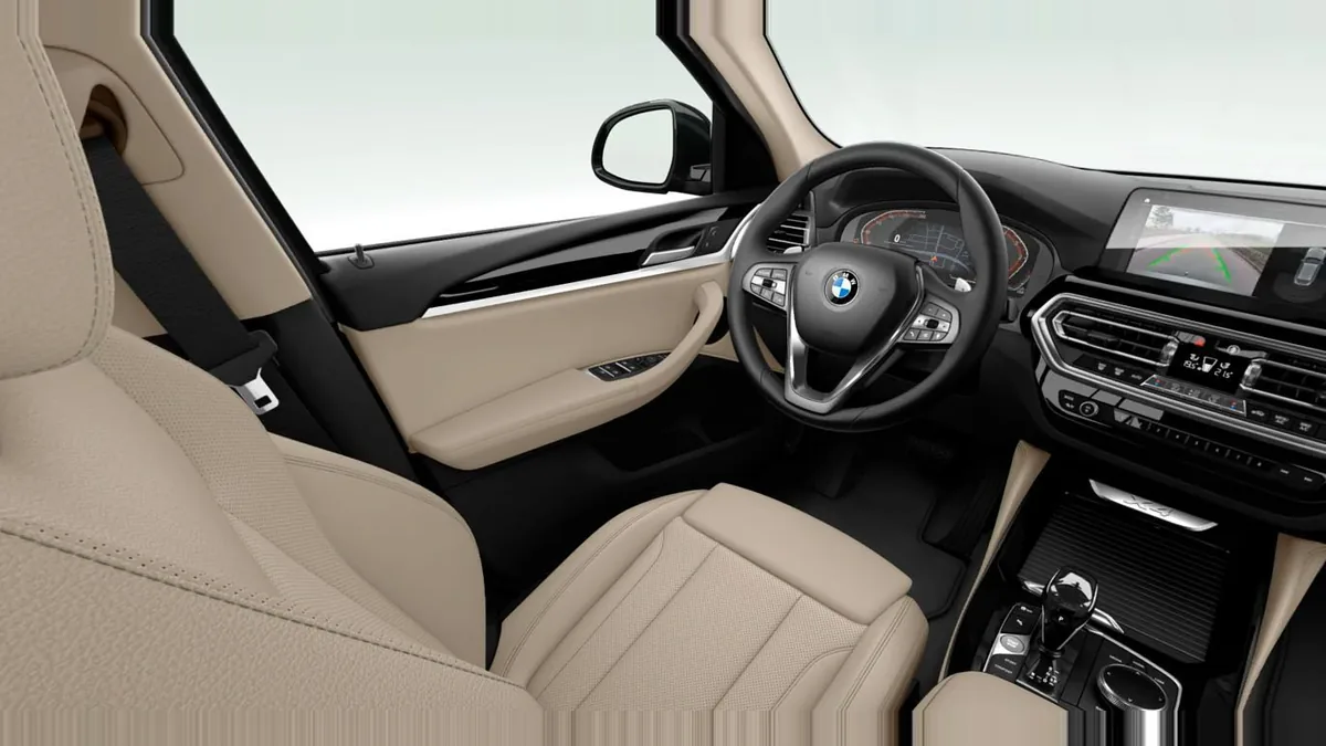 BMW X4 xDrive20d xLine de renting en Valencia — Trasera