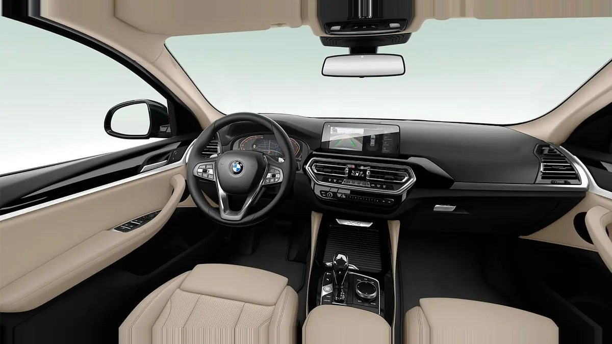 BMW X4 xDrive20d xLine de renting en Valencia — Delantera