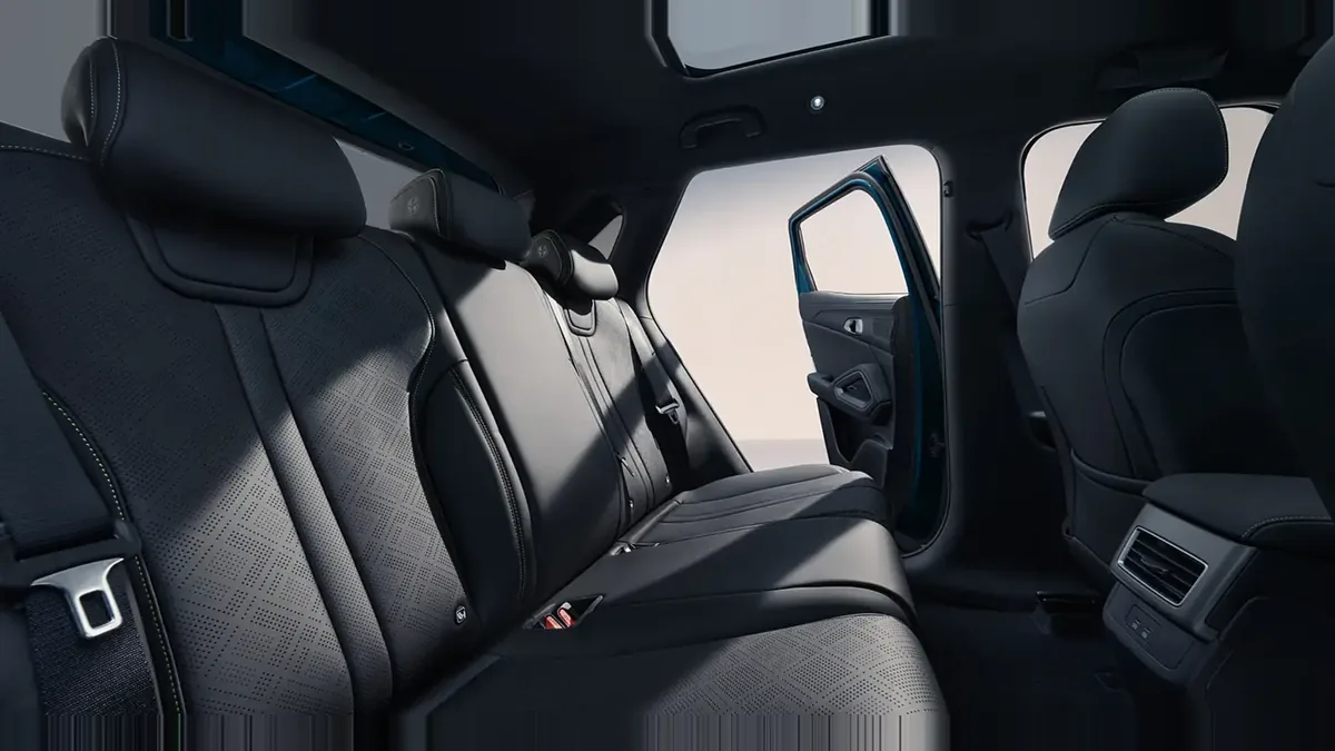 BYD ATTO 2 DM-i Boost de renting en Valencia — vista 7