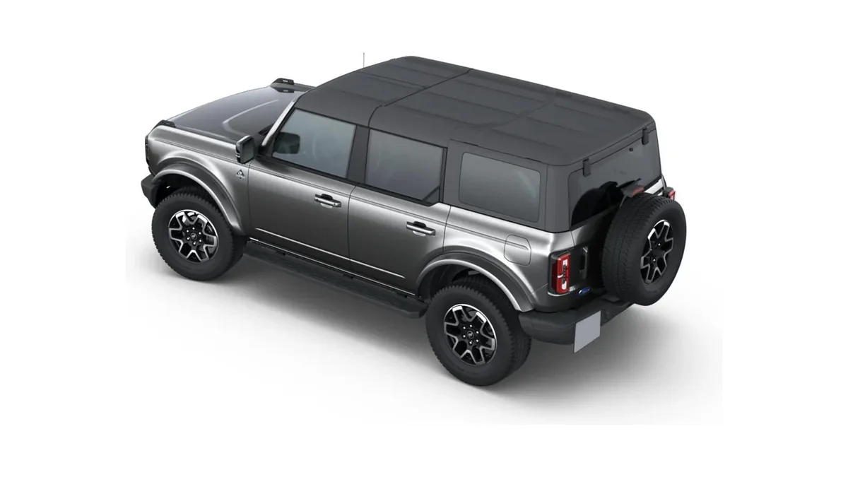 Ford Bronco Outer Banks 2.7 Ecoboost 335CV Automático 4x4 de renting en Valencia — Trasera