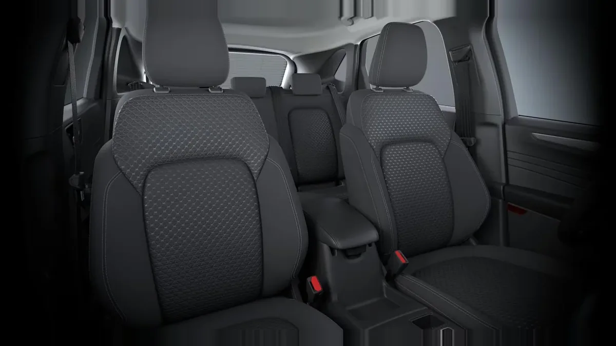 Ford Kuga MCA Titanium 2.5 Duratec PHEV 243CV Auto de renting en Valencia — vista 8