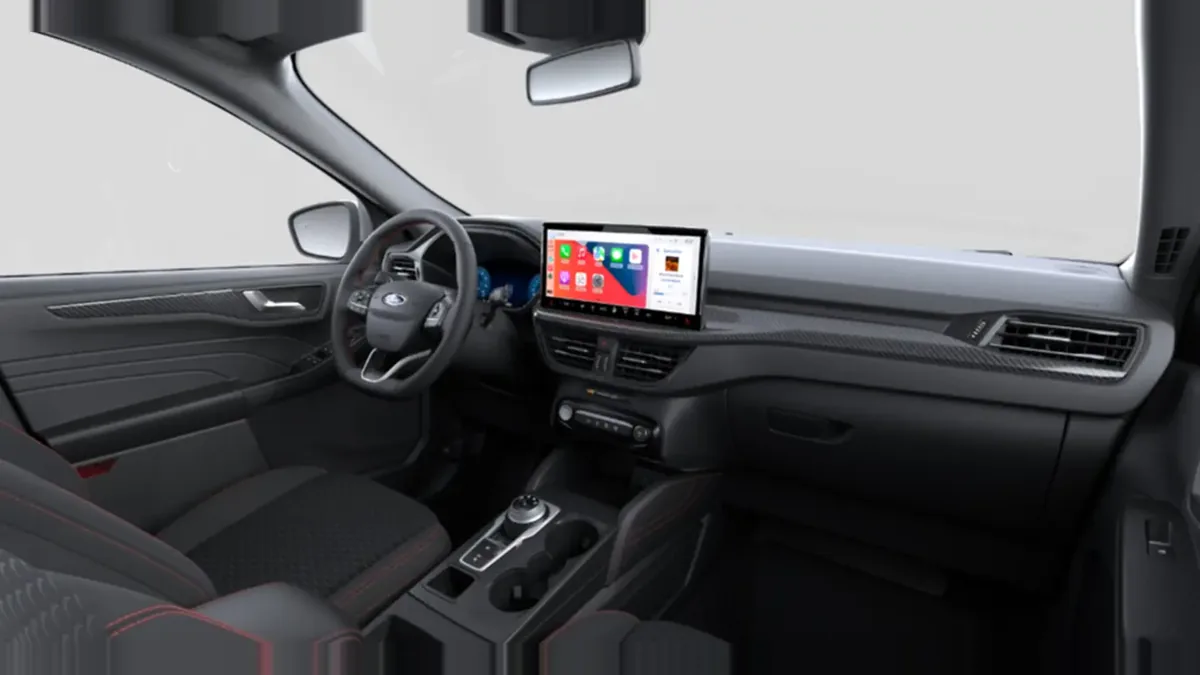Ford Kuga ST-Line 2.5 Duratec PHEV 243cv II de renting en Valencia — Interior