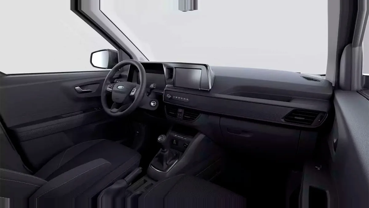 Ford Transit Courier Kombi 1.5 Ecoblue Trend II de renting en Valencia — Delantera