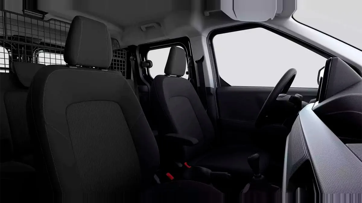 Ford Transit Courier Kombi 1.5 Ecoblue Trend II de renting en Valencia — Interior