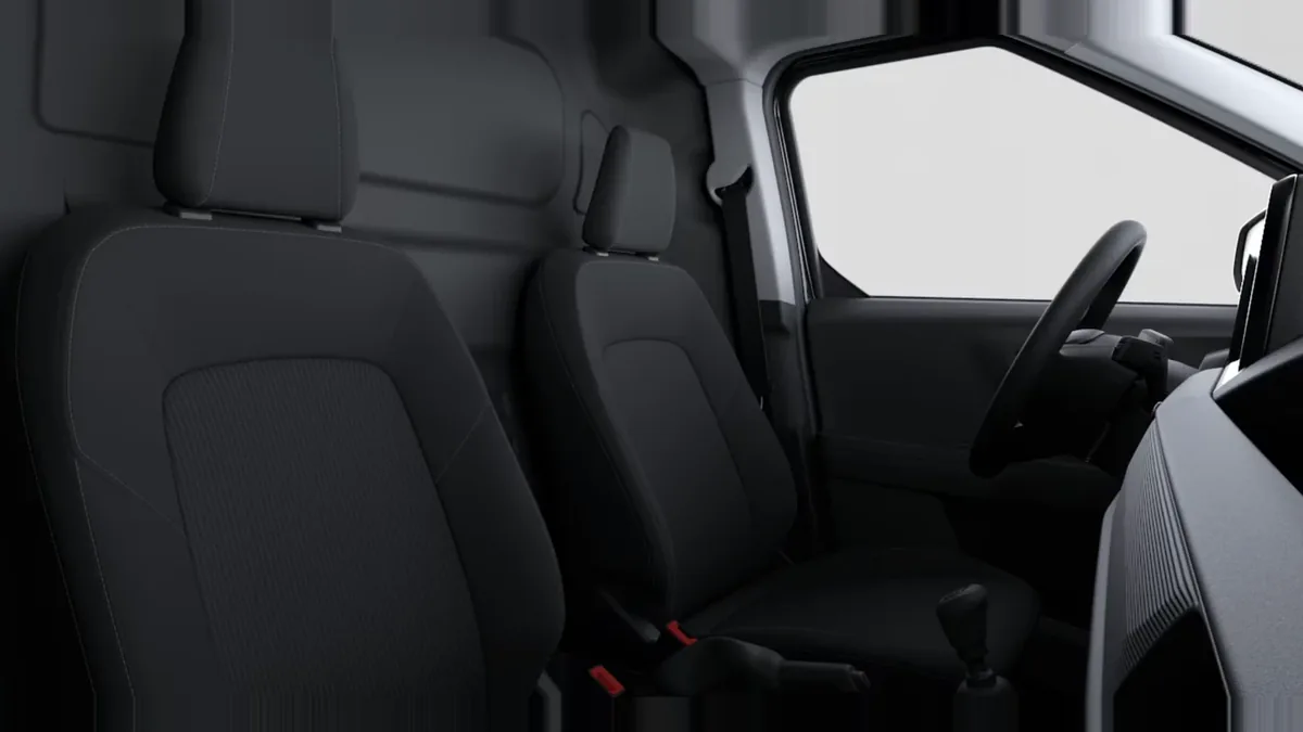 Ford TRANSIT COURIER VAN DIESEL 1.5  100 CV de renting en Valencia — vista 6