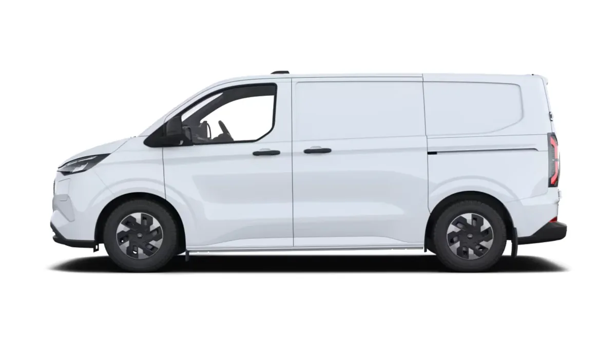 Ford TRANSIT CUSTOM Van BEV 83kWh 100kW 320 L1 Trend de renting en Valencia — Lateral