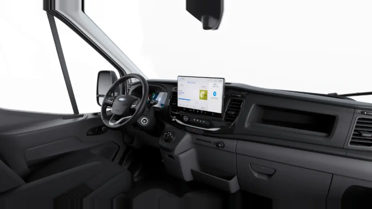 Ford Transit Van 350 L3 BEV Trend 184cv RWD II de renting en Valencia — Delantera