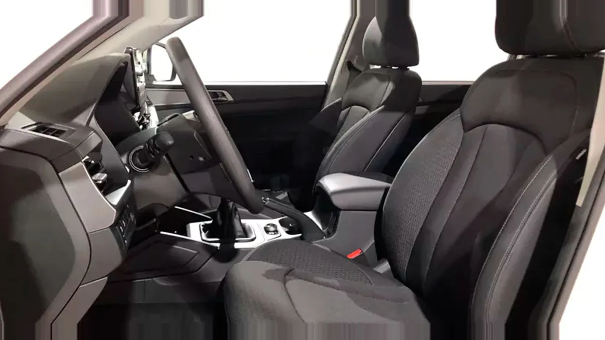 KGM Musso Sports D22 DTR Pro de renting en Valencia — Delantera
