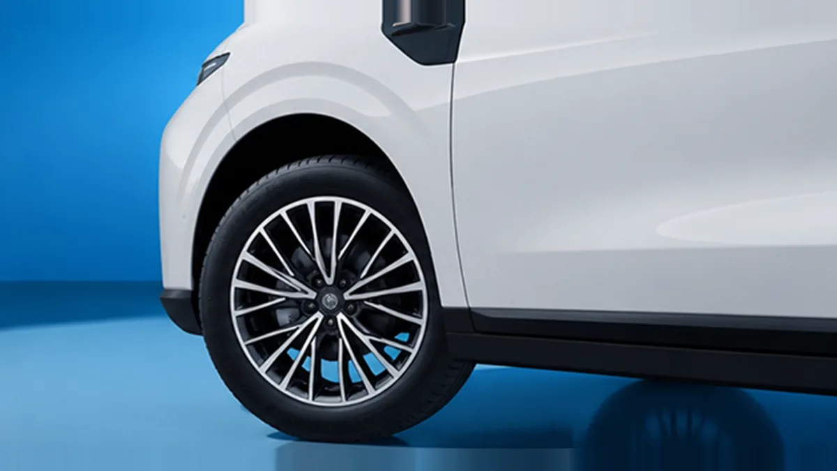 Leapmotor B10 REEV 18.8 kWh Life AT de renting en Valencia — vista 7