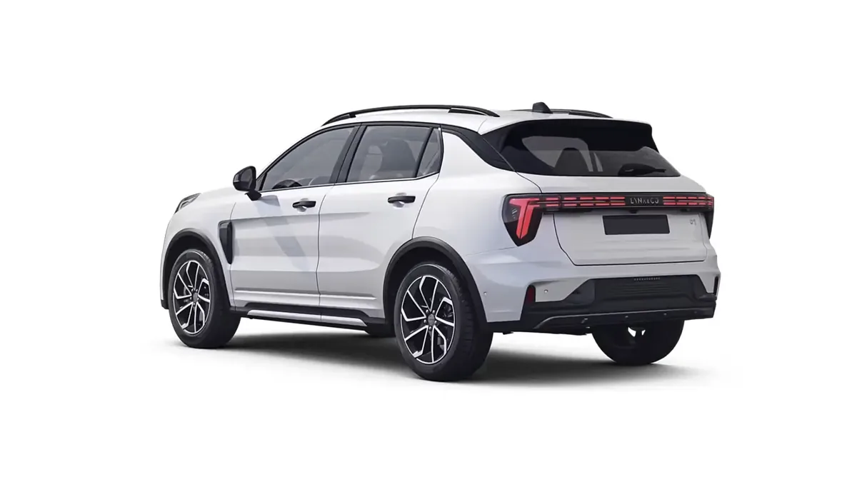Lynk & Co 01 1.5 PHEV Core de renting en Valencia — Trasera