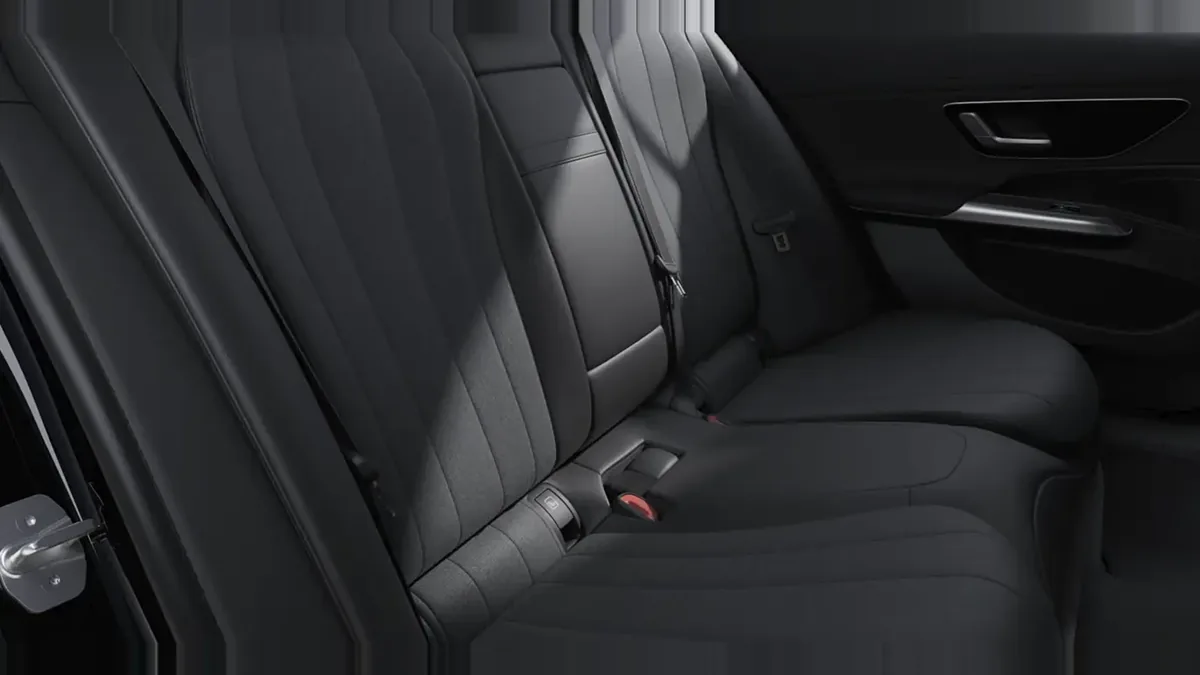 Mercedes-Benz Clase E 200 de renting en Valencia — vista 6