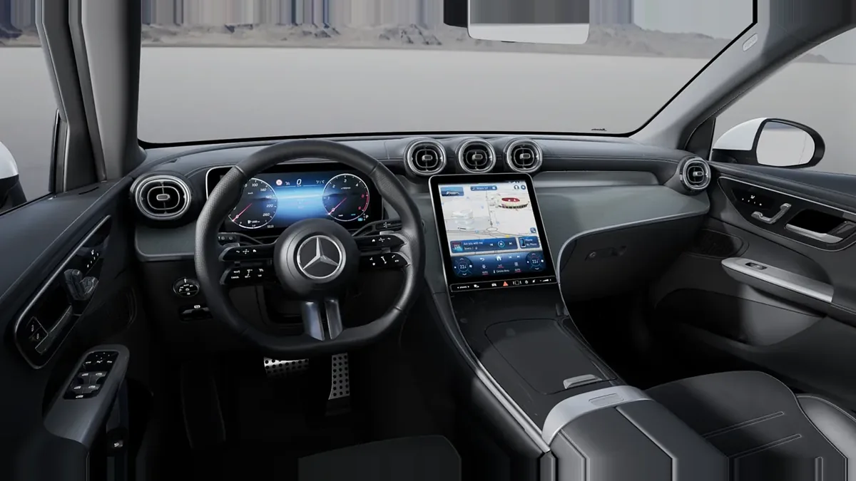 Mercedes-Benz GLC 220D 4MATIC de renting en Valencia — Delantera