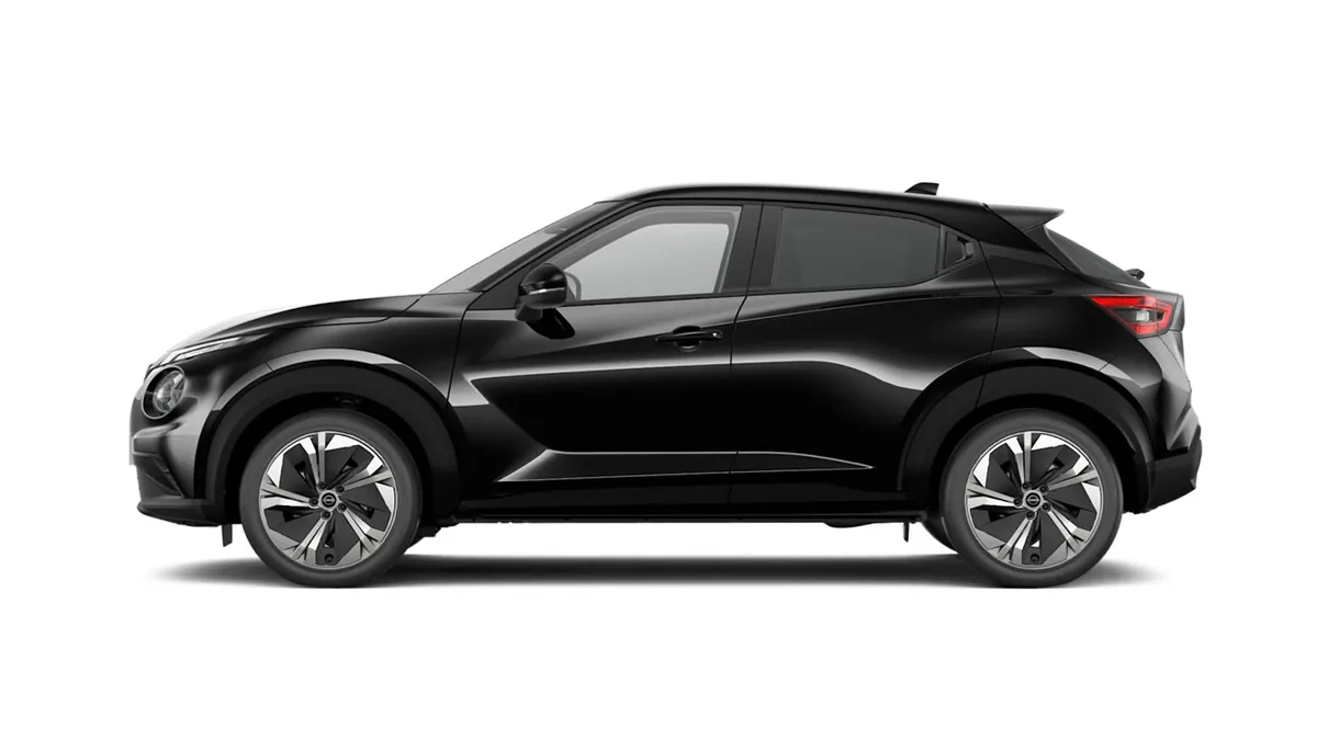 Nissan JUKE HYBRID N-CONNECTA 145CV AUT. de renting en Valencia — Trasera