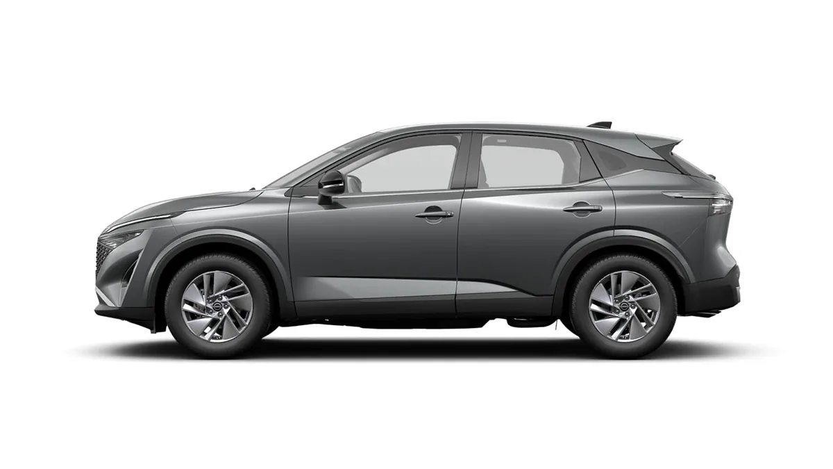 Nissan Qashqai DIG-T 158CV MHEV 4x2 Acenta II de renting en Valencia — Trasera