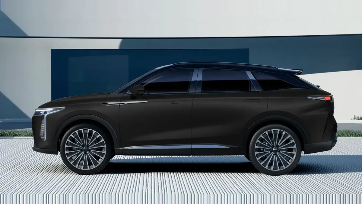 Omoda 9 SHS Premium 1.5 TGDI 3DHT 395kW (537CV) AWD MA de renting en Valencia — Delantera
