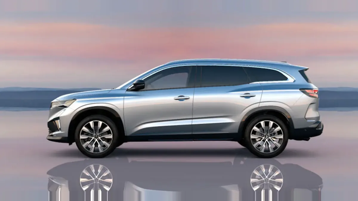 Renault ESPACE TECHNO E-TECH FULL HYBRID 200CV GA de renting en Valencia — Trasera