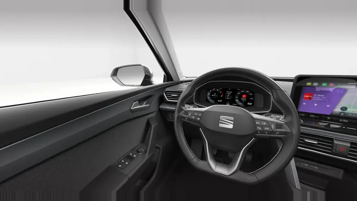 SEAT León 1.5 eTSI DSG-7 S&S Style XL de renting en Valencia — vista 7