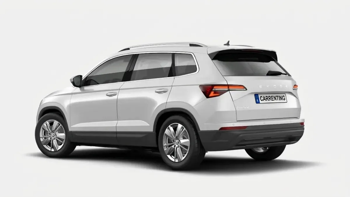 Škoda Karoq 2.0 TDI 85kW (115CV) Selection CW de renting en Valencia — Delantera