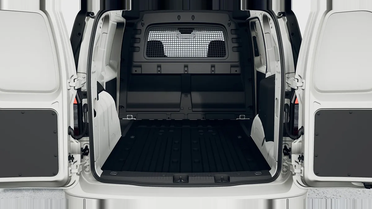 Volkswagen Caddy Cargo PHEV 1.5 TSI eHybrid de renting en Valencia — Interior
