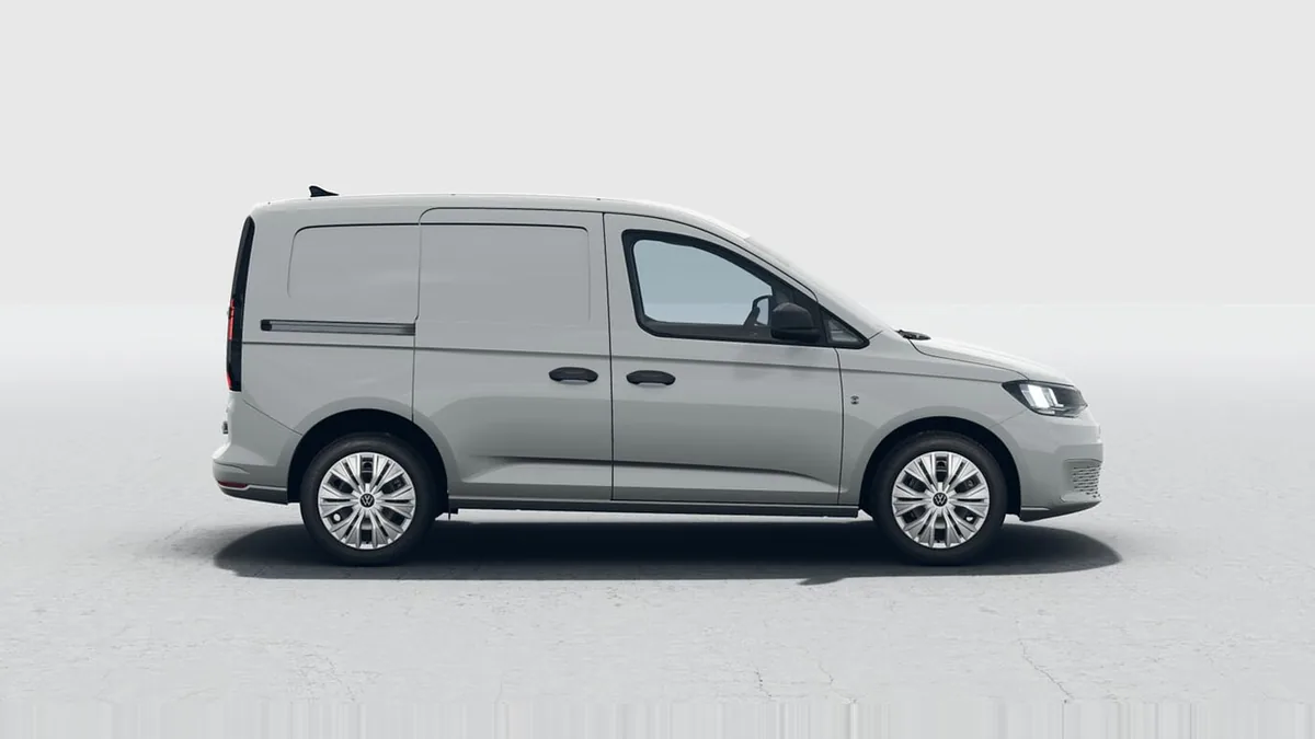 Volkswagen Caddy Cargo PHEV 1.5 TSI eHybrid de renting en Valencia — vista 6