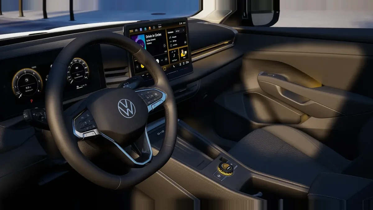 Volkswagen T-ROC Match 1.5 eTSI 150CV DSG de renting en Valencia — Interior